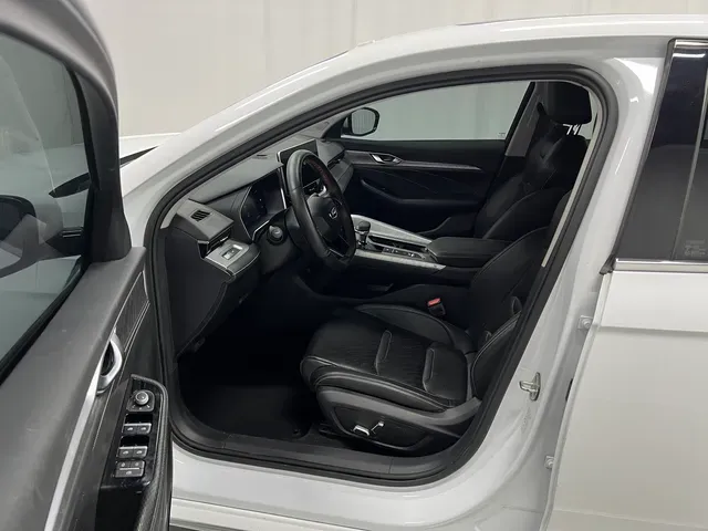 2020 Geely Binray 1.0T 133HP L3 6DCT,autocango,china used car exporter,china ev exporter,chinese used car exporter,chinese used ev exporter