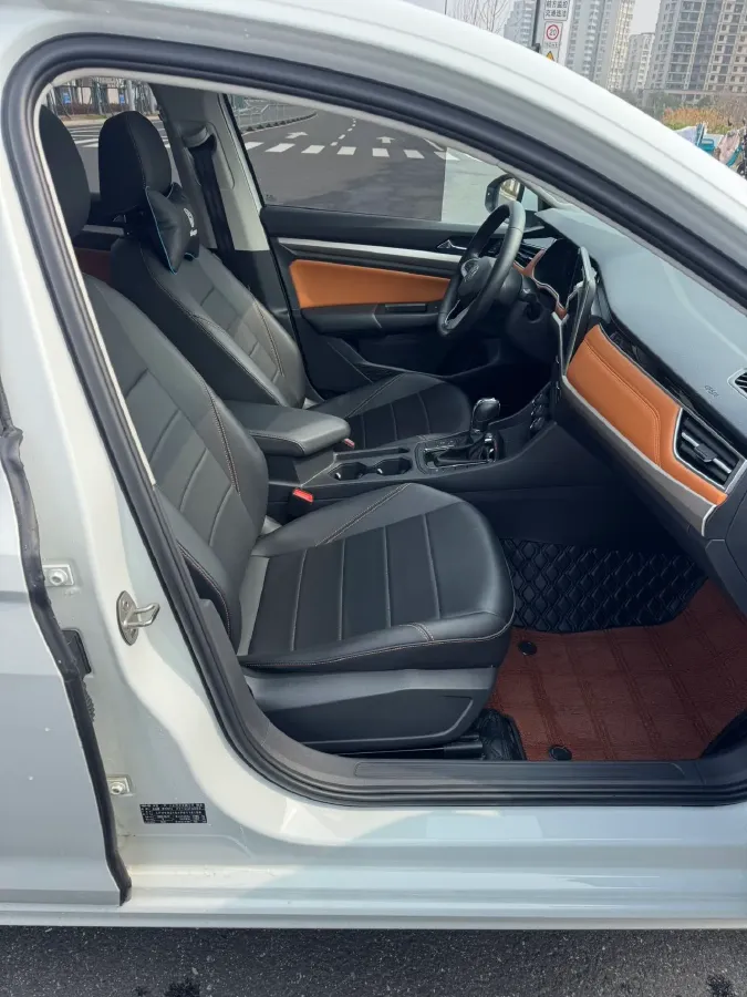 2023 Volkswagen Bora 1.2T 116HP L4 7DCT,autocango,china used car exporter,china ev exporter,chinese used car exporter,chinese used ev exporter