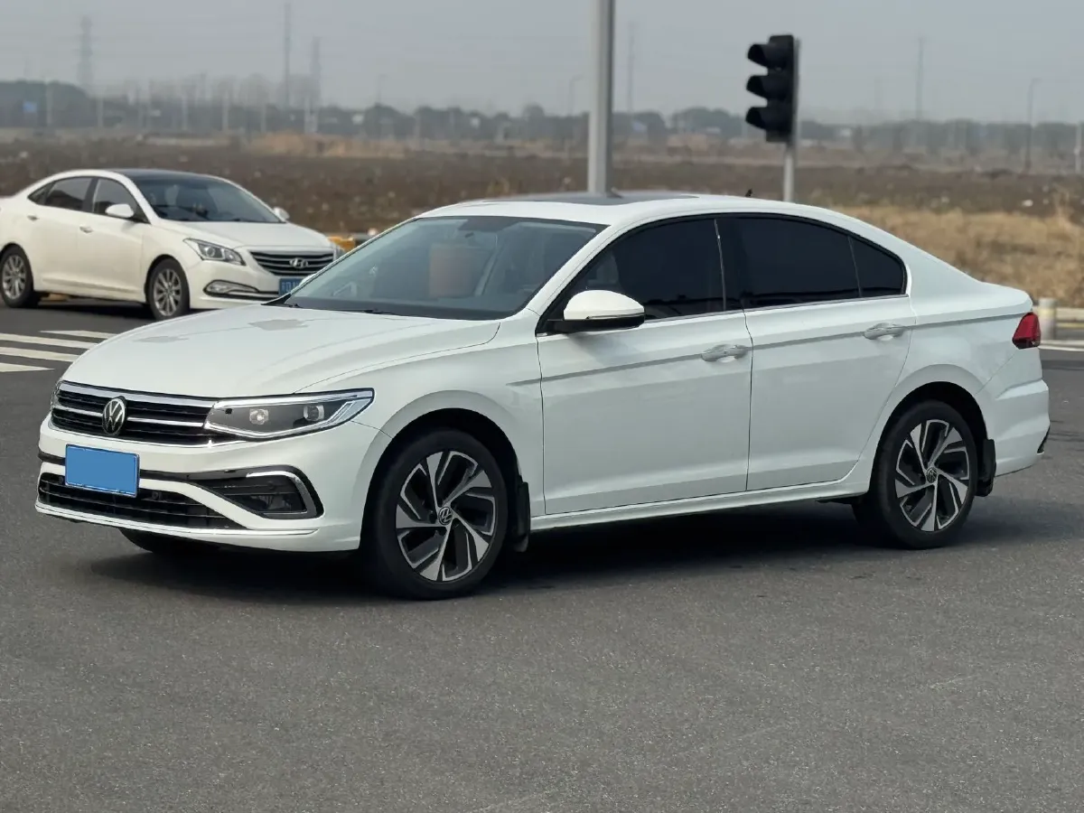 2023 Volkswagen Bora 1.2T 116HP L4 7DCT,autocango,china used car exporter,china ev exporter,chinese used car exporter,chinese used ev exporter