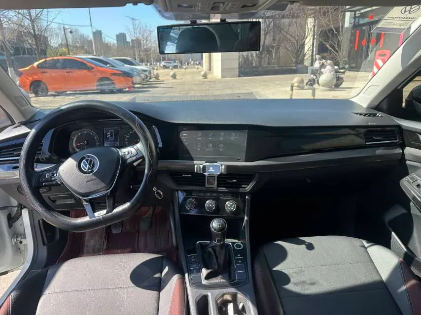 2021 Volkswagen Bora 1.5L 113HP L4 5MT,autocango,china used car exporter,china ev exporter,chinese used car exporter,chinese used ev exporter