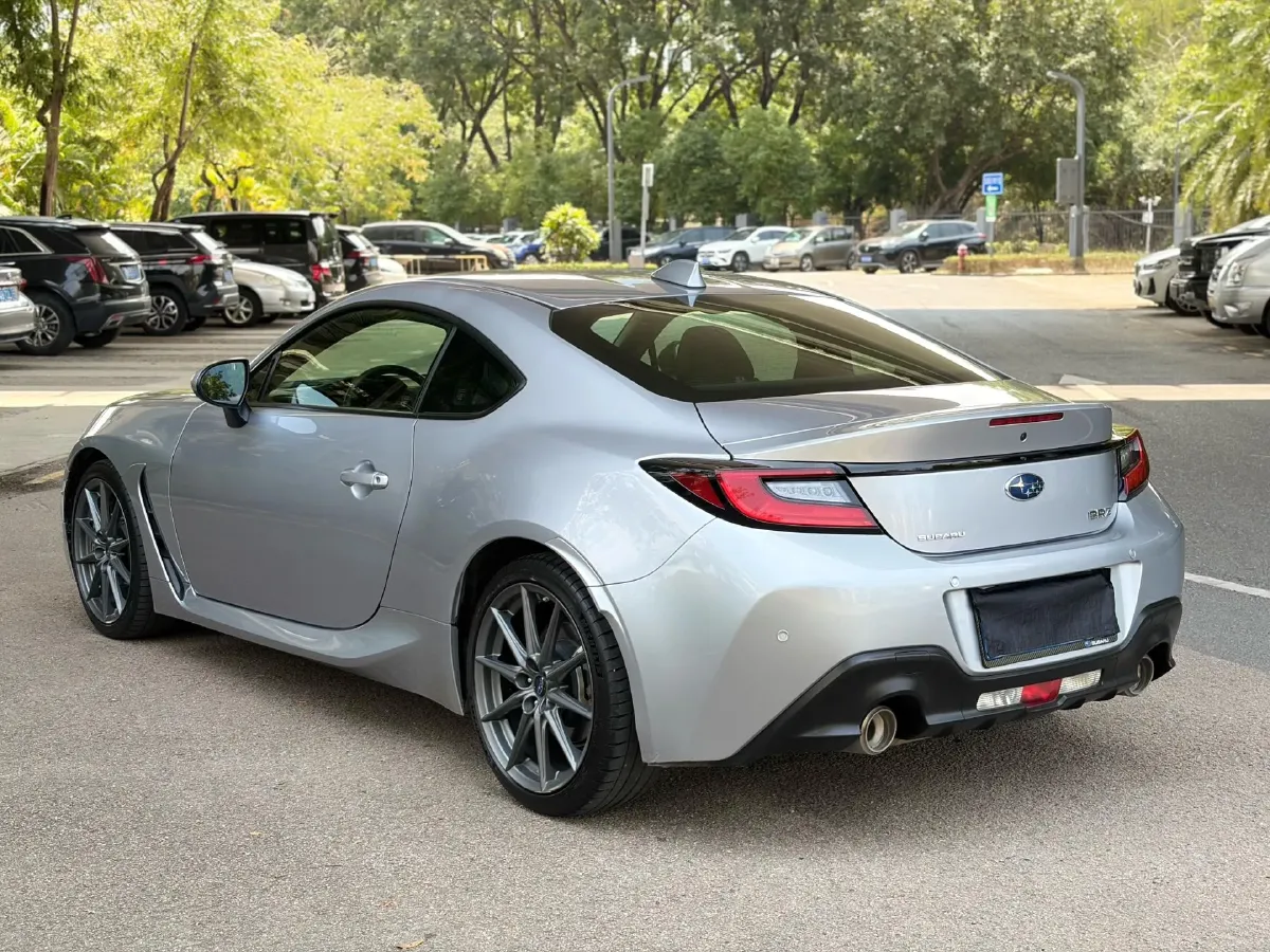 2022 Subaru BRZ 2.4L 234HP H4 6MT,autocango,china used car exporter,china ev exporter,chinese used car exporter,chinese used ev exporter