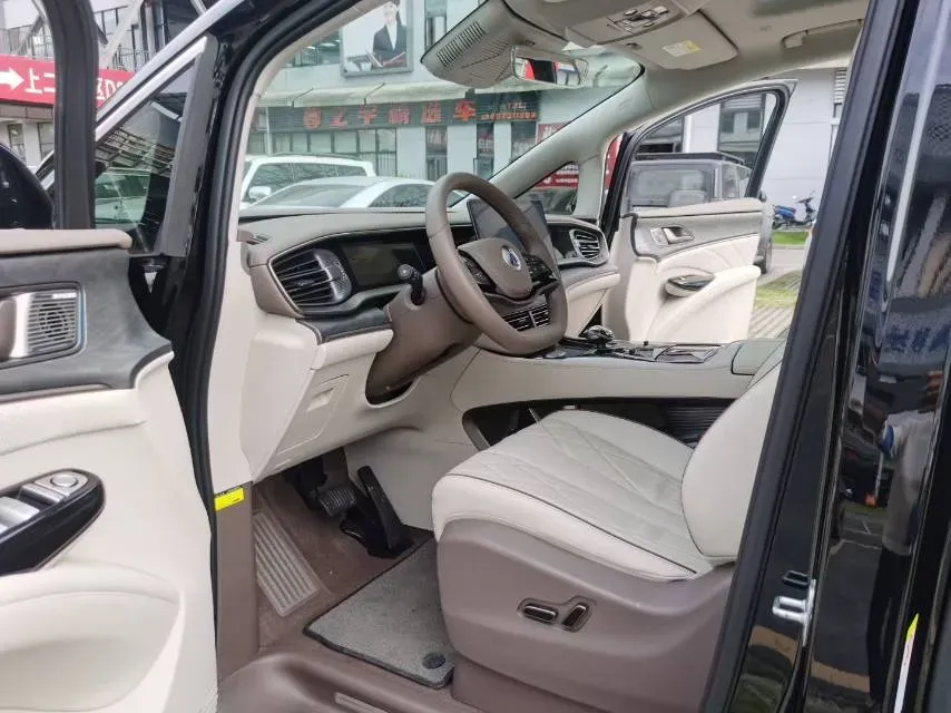 2023 Denza D9 1.5T 139HP L4 E-CVT PHEV 20.39KWH,autocango,china used car exporter,china ev exporter,chinese used car exporter,chinese used ev exporter