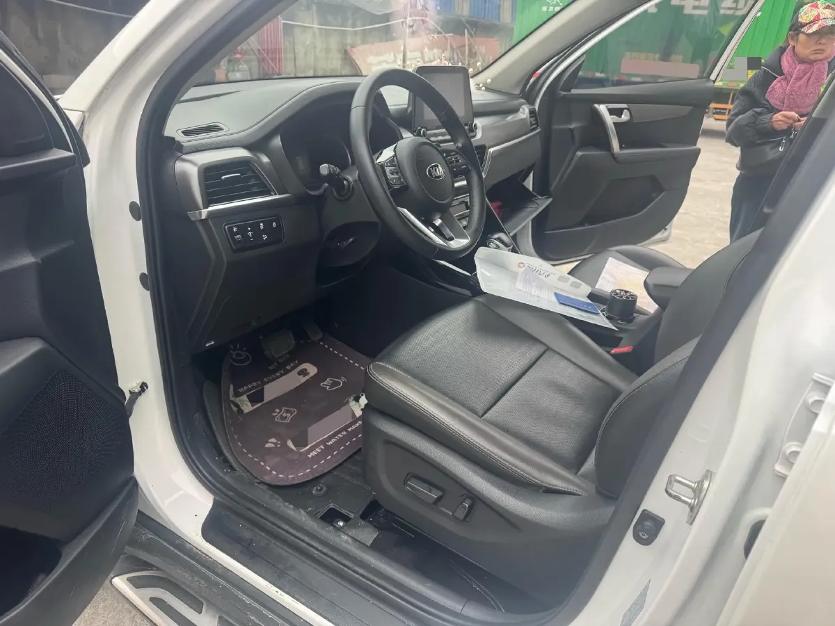 2018 Kia Sportage R 2.0L 160HP L4 6AT,autocango,china used car exporter,china ev exporter,chinese used car exporter,chinese used ev exporter