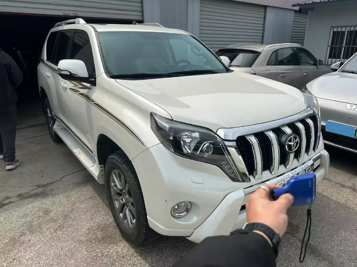 2017 Toyota Corolla 1.6L 122HP L4 CVT,autocango,china used car exporter,china ev exporter,chinese used car exporter,chinese used ev exporter