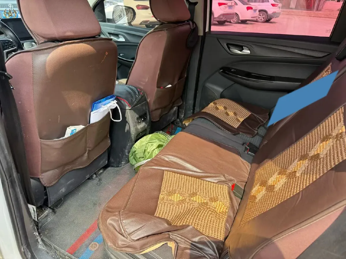 2019 BaoJun 730 1.5T 147HP L4 CVT,autocango,china used car exporter,china ev exporter,chinese used car exporter,chinese used ev exporter