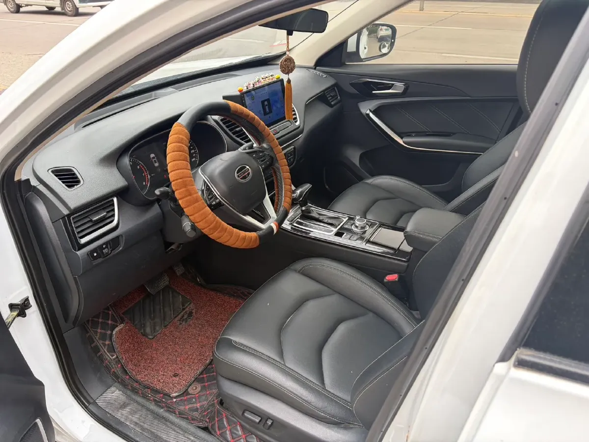 2018 FAW Senia R9 1.2T 143HP L4 7DCT,autocango,china used car exporter,china ev exporter,chinese used car exporter,chinese used ev exporter