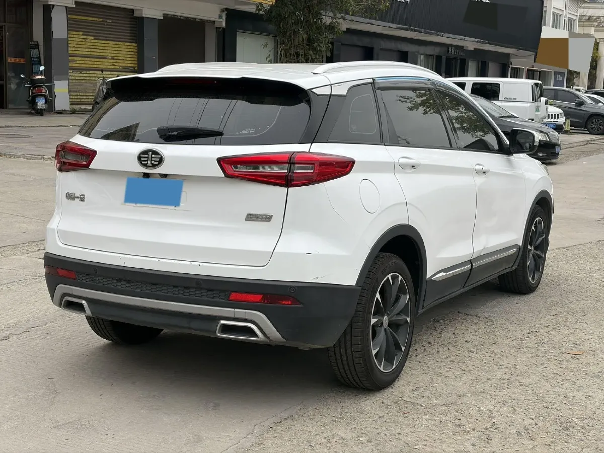 2018 FAW Senia R9 1.2T 143HP L4 7DCT,autocango,china used car exporter,china ev exporter,chinese used car exporter,chinese used ev exporter