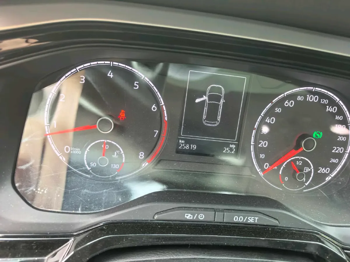 2019 Volkswagen Polo 1.5L 113HP L4 6AT,autocango,china used car exporter,china ev exporter,chinese used car exporter,chinese used ev exporter