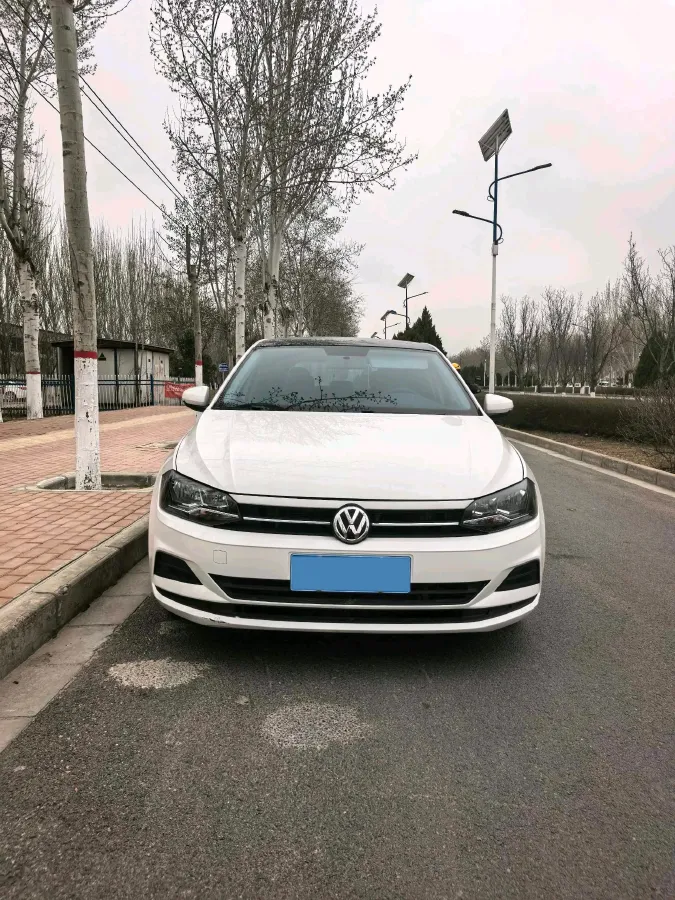 2019 Volkswagen Polo 1.5L 113HP L4 6AT,autocango,china used car exporter,china ev exporter,chinese used car exporter,chinese used ev exporter