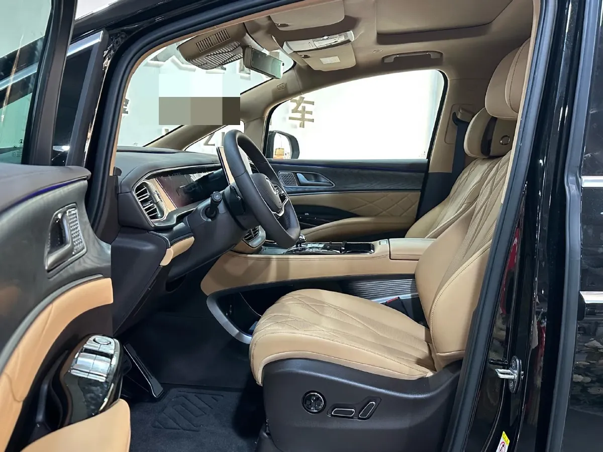 2025 Denza D9 1.5T 156HP L4 E-CVT PHEV 40KWH,autocango,china used car exporter,china ev exporter,chinese used car exporter,chinese used ev exporter