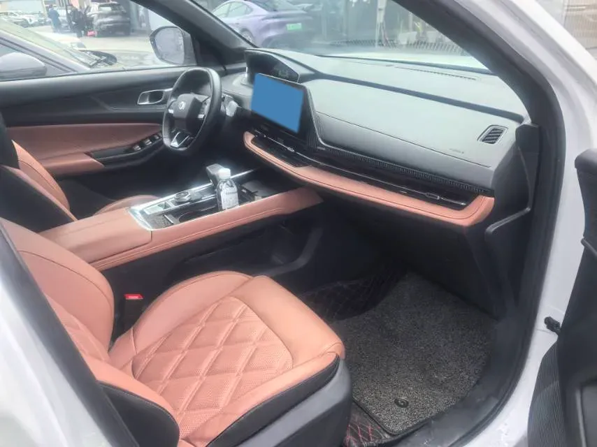 2023 Venucia VX6 BEV 62KWH,autocango,china used car exporter,china ev exporter,chinese used car exporter,chinese used ev exporter