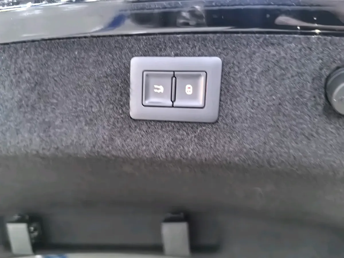 2024 BYD Han 1.5T 139HP L4 E-CVT PHEV 18.316KWH,autocango,china used car exporter,china ev exporter,chinese used car exporter,chinese used ev exporter