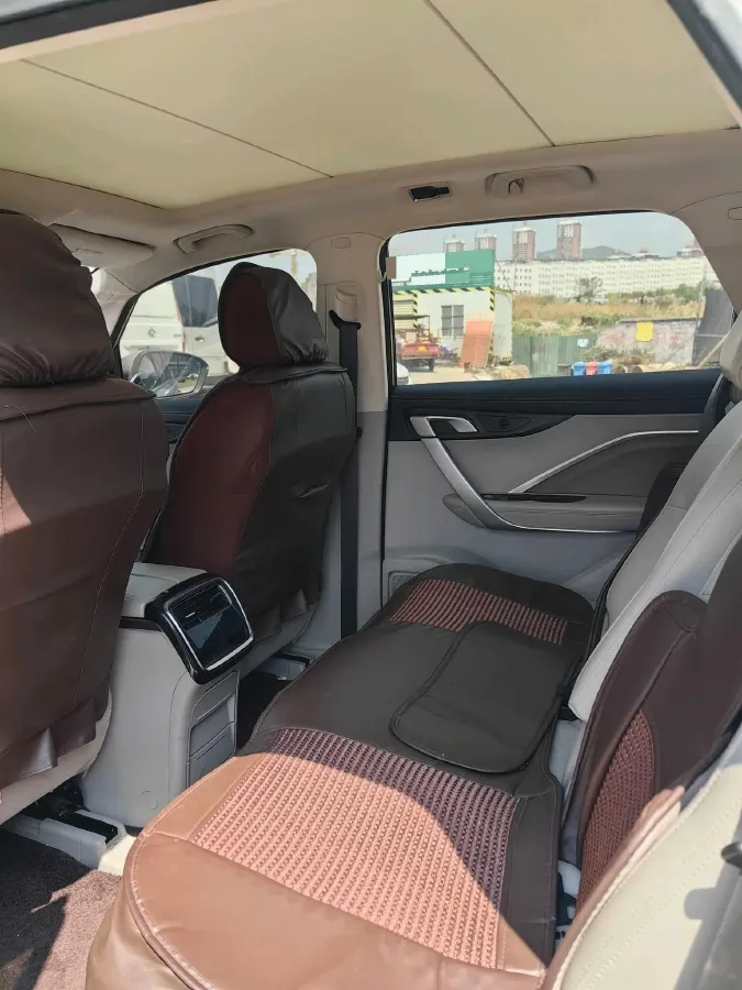 2019 Geely JiaJi 1.5T 177HP L3 7DCT,autocango,china used car exporter,china ev exporter,chinese used car exporter,chinese used ev exporter