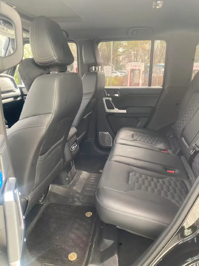 2025 212 212 T01 2.0T 252HP L4 8AT,autocango,china used car exporter,china ev exporter,chinese used car exporter,chinese used ev exporter