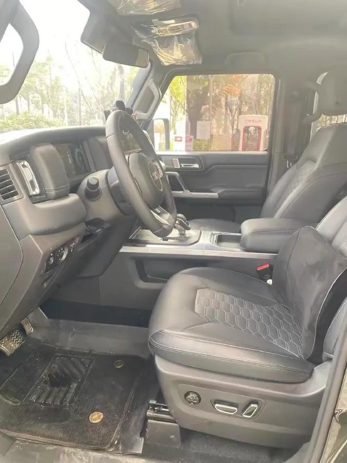 2025 212 212 T01 2.0T 252HP L4 8AT,autocango,china used car exporter,china ev exporter,chinese used car exporter,chinese used ev exporter