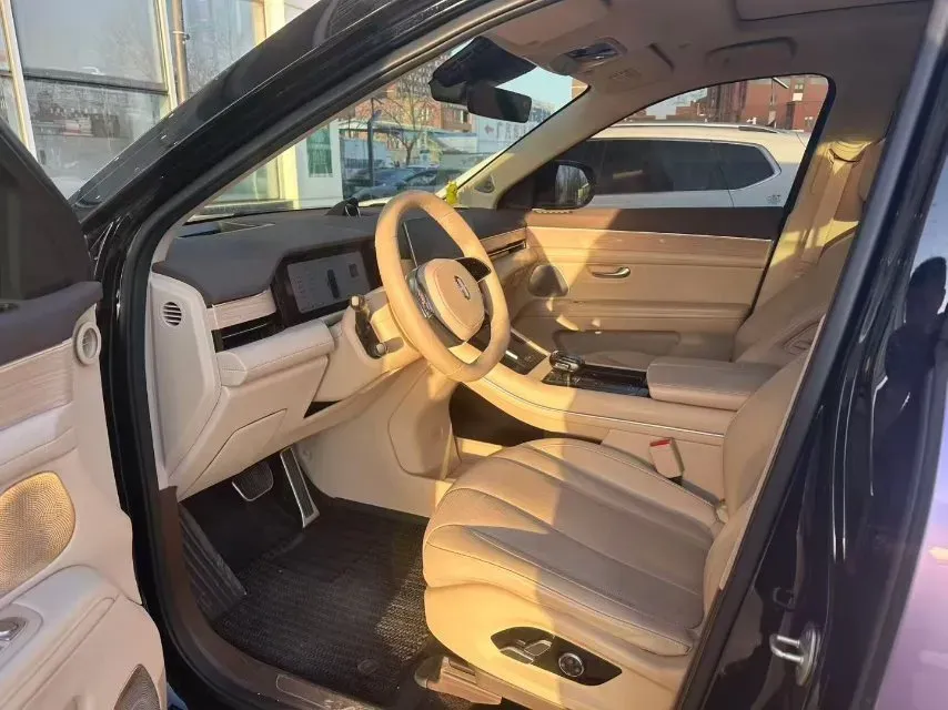 2024 AITO AITO M7 1.5T 152HP L4 REEV 38.5KWH,autocango,china used car exporter,china ev exporter,chinese used car exporter,chinese used ev exporter