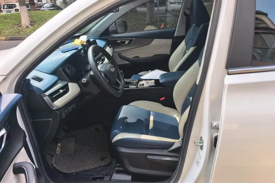 2023 Chery Tiggo 5x 1.5L 120HP L4 CVT,autocango,china used car exporter,china ev exporter,chinese used car exporter,chinese used ev exporter