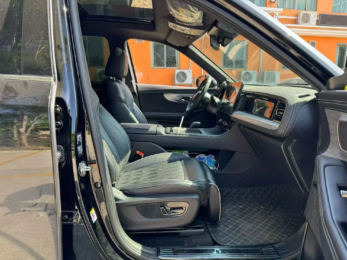 2024 GAC Trumpchi GS8 2.0T 190HP L4 E-CVT Hybrid,autocango,china used car exporter,china ev exporter,chinese used car exporter,chinese used ev exporter