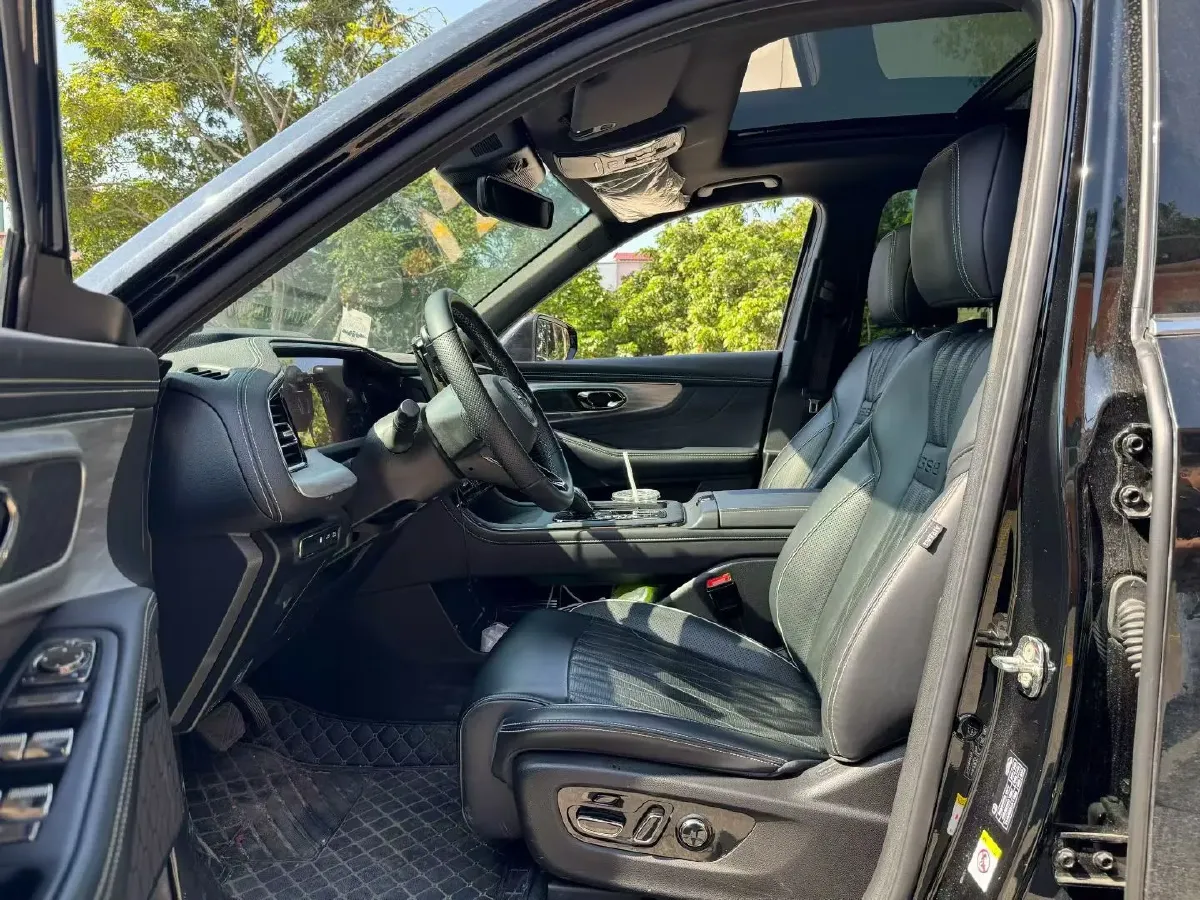 2024 GAC Trumpchi GS8 2.0T 190HP L4 E-CVT Hybrid,autocango,china used car exporter,china ev exporter,chinese used car exporter,chinese used ev exporter