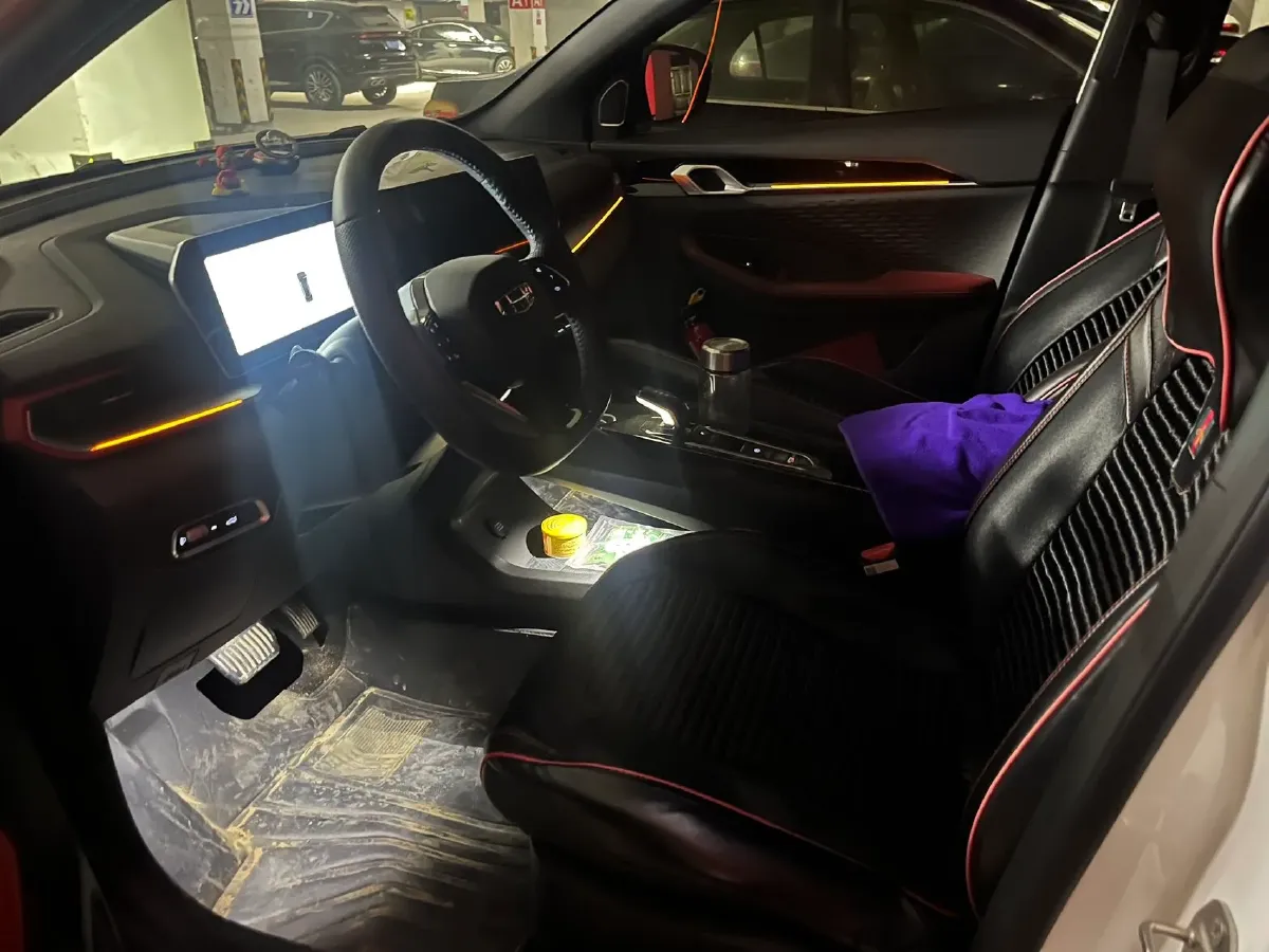 2022 Geely Coolray 1.5T 181HP L4 7DCT,autocango,china used car exporter,china ev exporter,chinese used car exporter,chinese used ev exporter