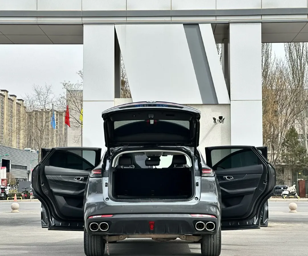 2023 ChangAn UNI-K 2.0T 233HP L4 8AT,autocango,china used car exporter,china ev exporter,chinese used car exporter,chinese used ev exporter