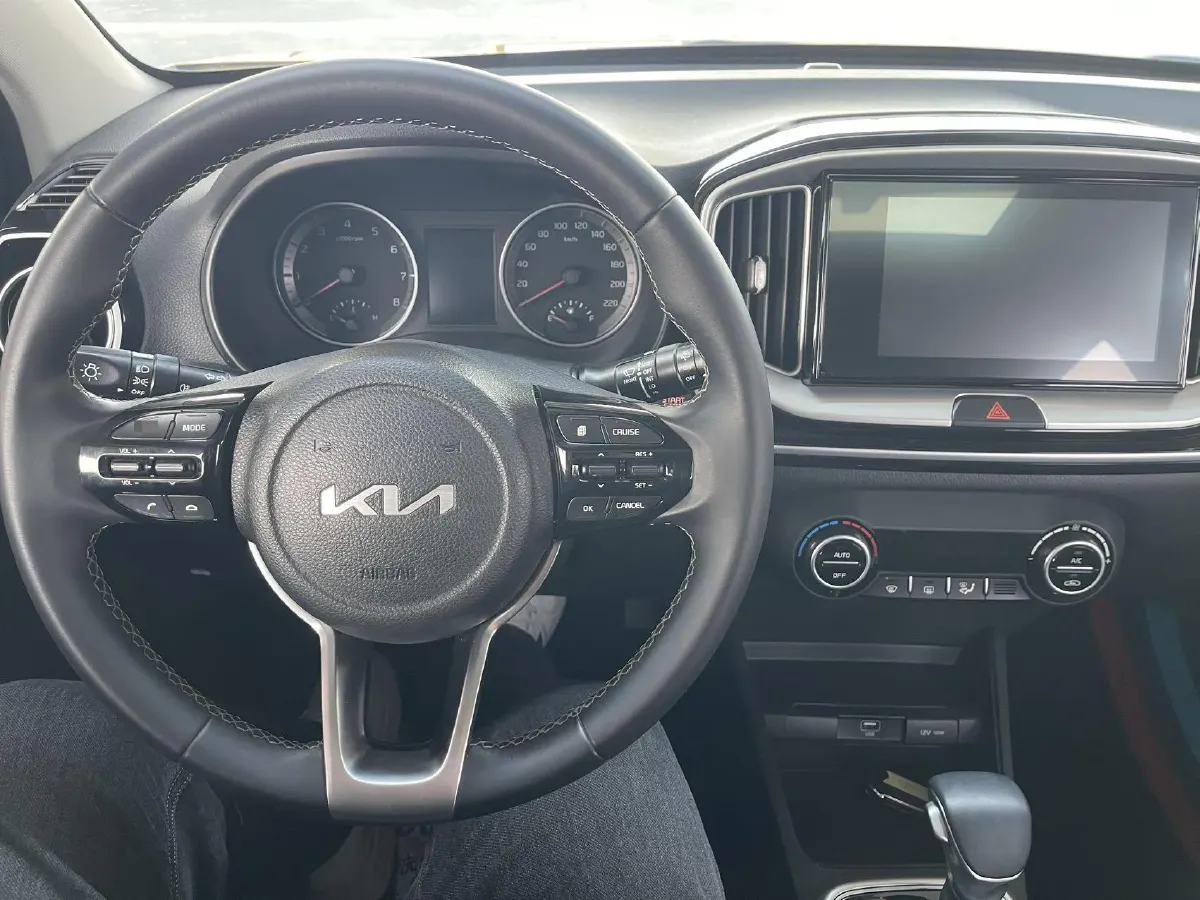 2021 Kia KX1 1.4L 100HP L4 CVT,autocango,china used car exporter,china ev exporter,chinese used car exporter,chinese used ev exporter