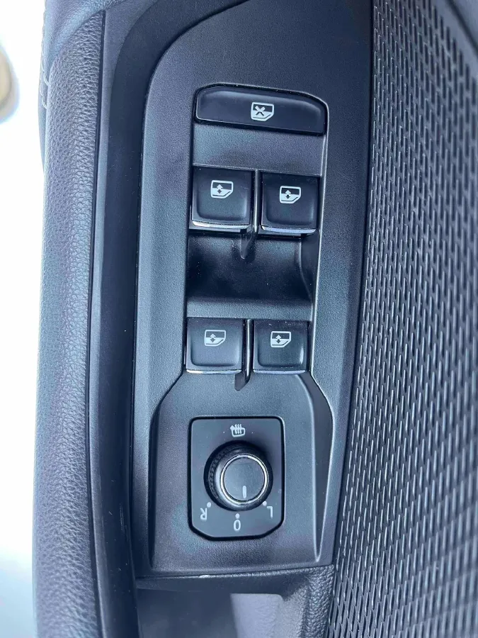 2022 Skoda Octavia 1.4T 150HP L4 7DCT,autocango,china used car exporter,china ev exporter,chinese used car exporter,chinese used ev exporter