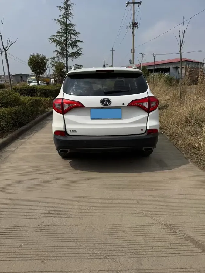 2018 BYD Song 1.5T 154HP L4 6MT,autocango,china used car exporter,china ev exporter,chinese used car exporter,chinese used ev exporter