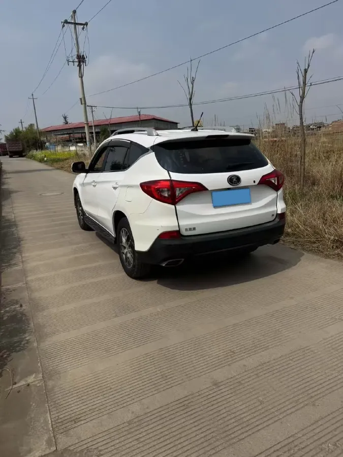 2018 BYD Song 1.5T 154HP L4 6MT,autocango,china used car exporter,china ev exporter,chinese used car exporter,chinese used ev exporter