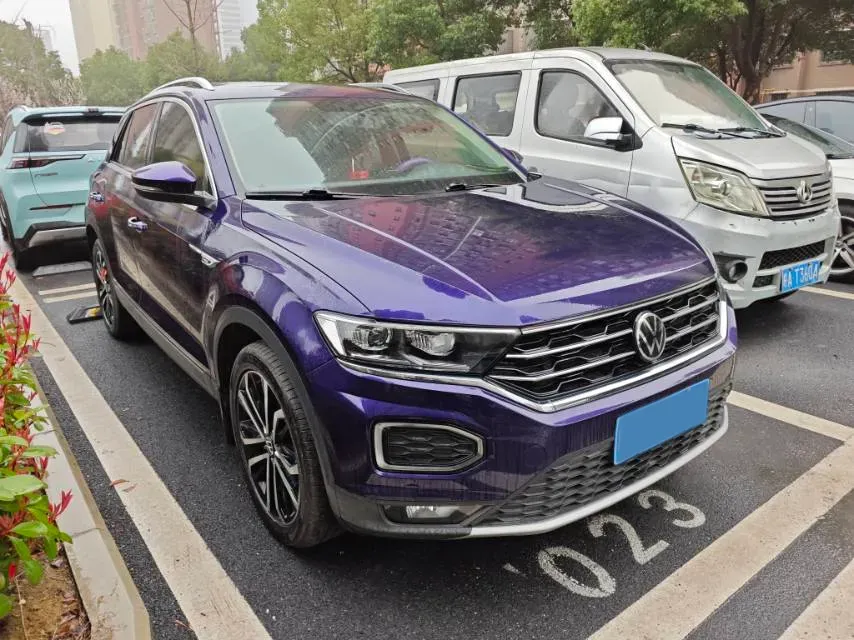 2022 Volkswagen T-Roc 1.4T 150HP L4 7DCT,autocango,china used car exporter,china ev exporter,chinese used car exporter,chinese used ev exporter