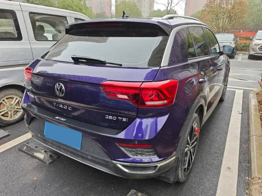 2022 Volkswagen T-Roc 1.4T 150HP L4 7DCT,autocango,china used car exporter,china ev exporter,chinese used car exporter,chinese used ev exporter