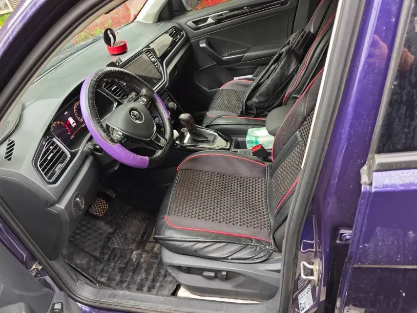 2022 Volkswagen T-Roc 1.4T 150HP L4 7DCT,autocango,china used car exporter,china ev exporter,chinese used car exporter,chinese used ev exporter