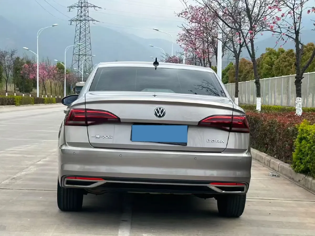 2021 Volkswagen Bora 1.5L 113HP L4 6AT,autocango,china used car exporter,china ev exporter,chinese used car exporter,chinese used ev exporter