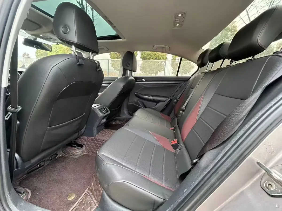 2021 Volkswagen Bora 1.5L 113HP L4 6AT,autocango,china used car exporter,china ev exporter,chinese used car exporter,chinese used ev exporter