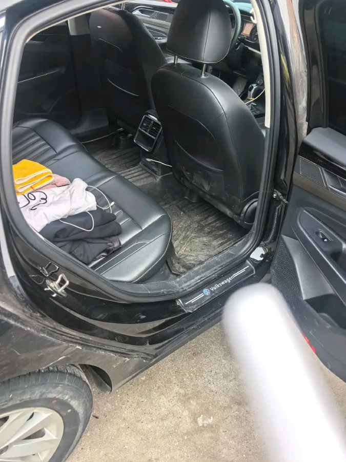 2021 Volkswagen Passat 1.4T 150HP L4 7DCT,autocango,china used car exporter,china ev exporter,chinese used car exporter,chinese used ev exporter