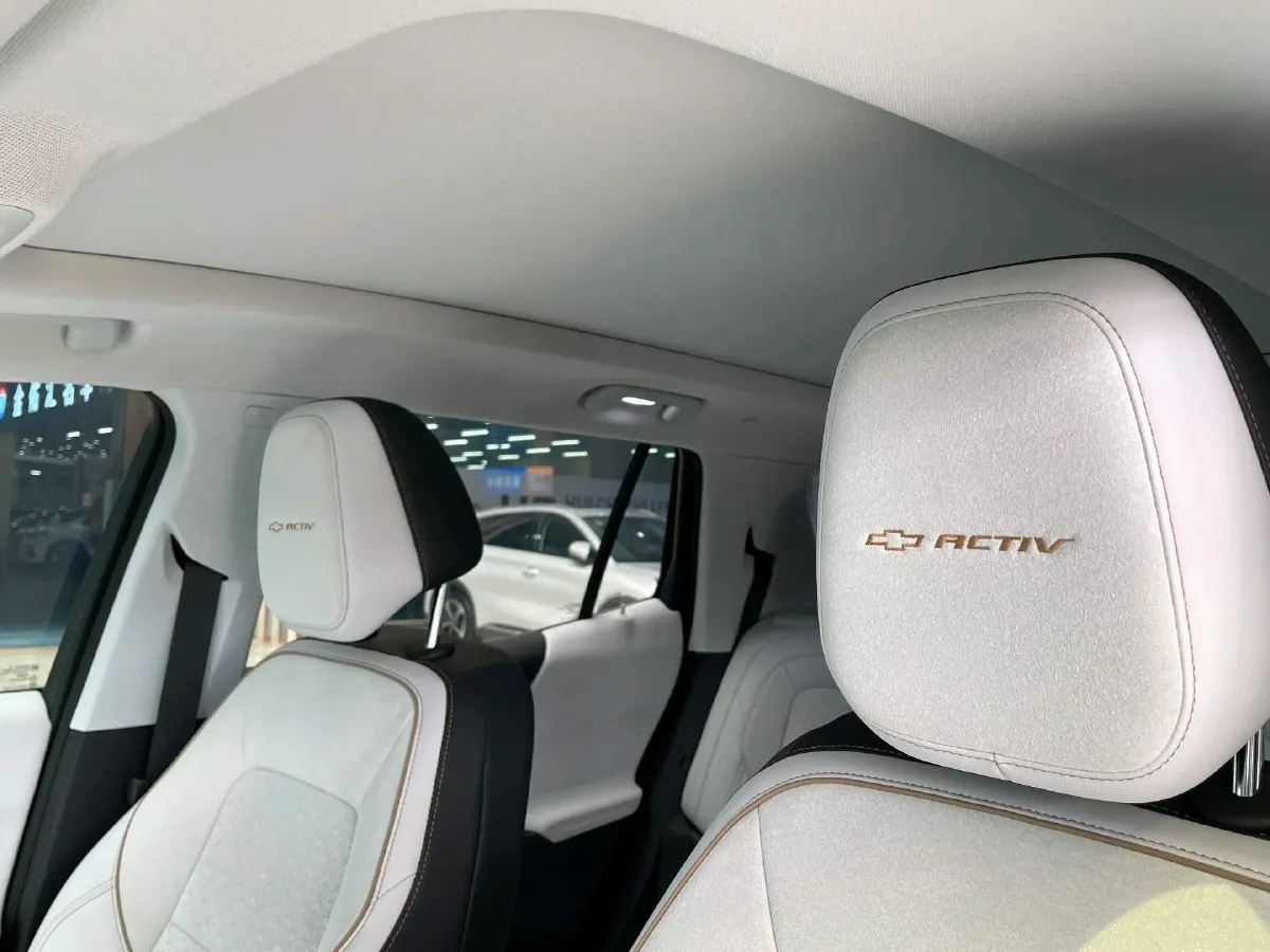 2024 Chevrolet EquinoxPlus 1.5T 180HP L4 2DHT PHEV 24.4KWH,autocango,china used car exporter,china ev exporter,chinese used car exporter,chinese used ev exporter