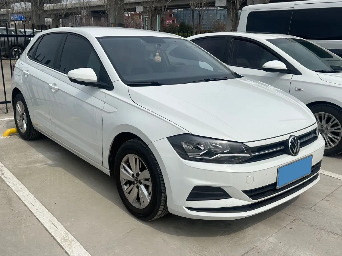 2023 Volkswagen Polo 1.5L 110HP L4 6AT,autocango,china used car exporter,china ev exporter,chinese used car exporter,chinese used ev exporter