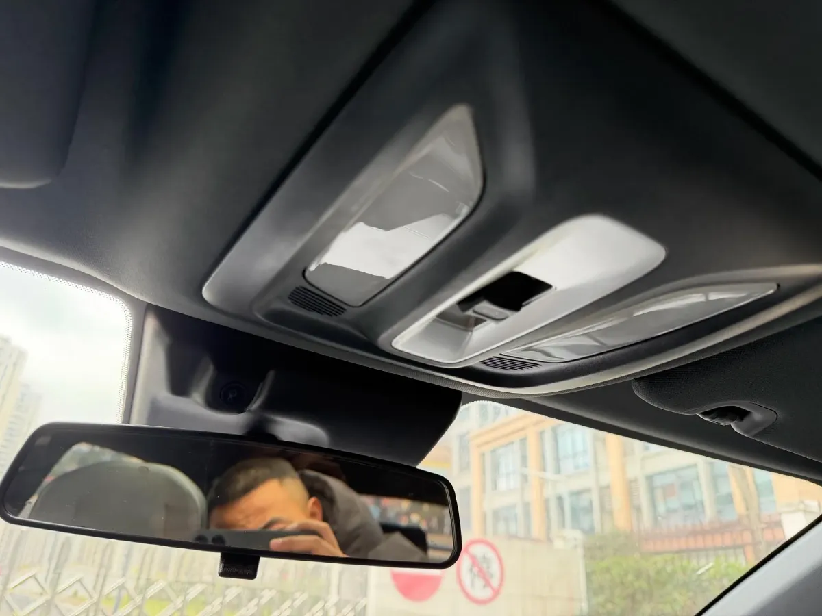 2022 ChangAn UNI-V 1.5T 188HP L4 7DCT,autocango,china used car exporter,china ev exporter,chinese used car exporter,chinese used ev exporter