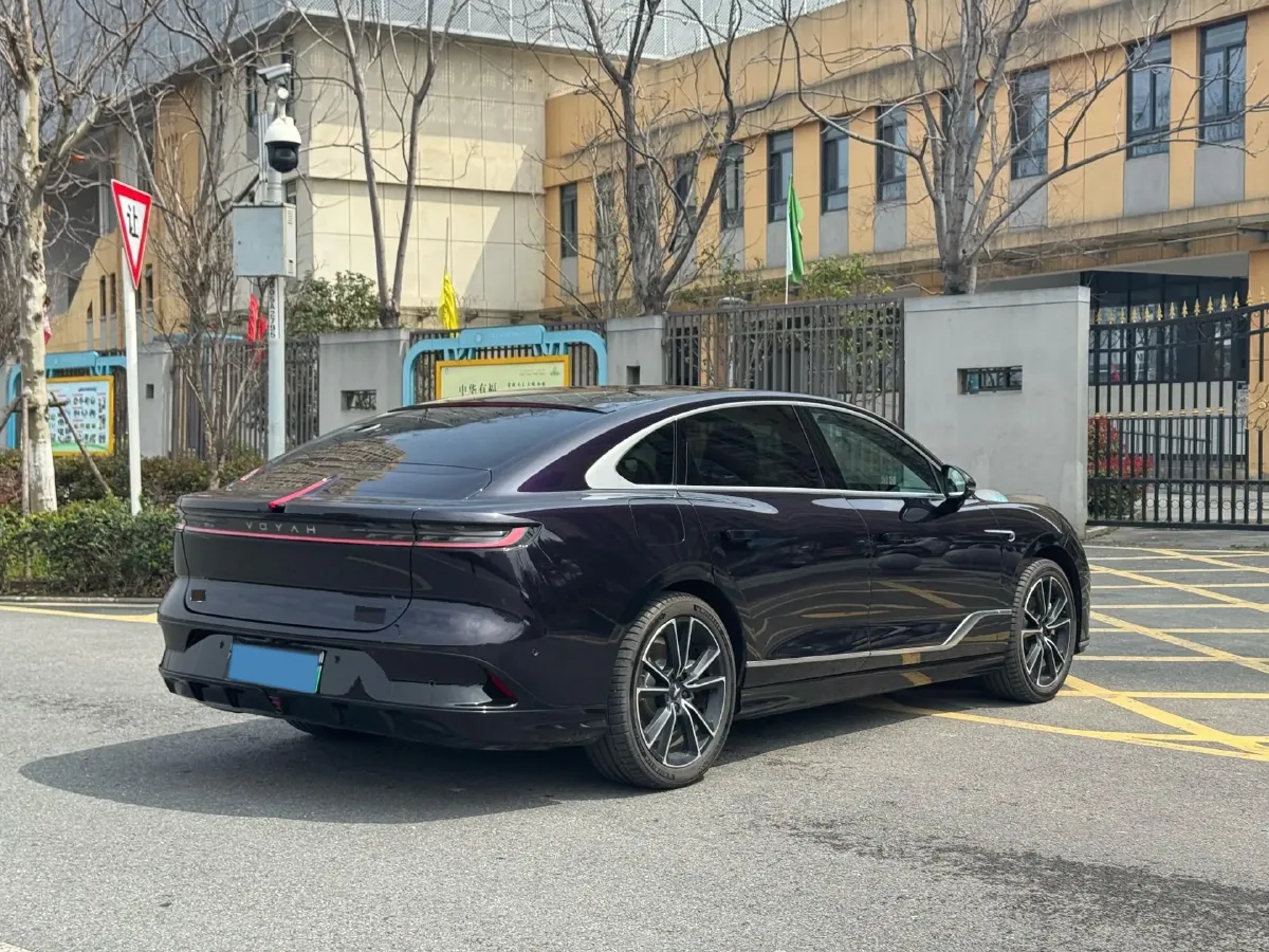 2024 Voyah ZhuiGuang 1.5T 136HP L4 PHEV 43KWH,autocango,china used car exporter,china ev exporter,chinese used car exporter,chinese used ev exporter