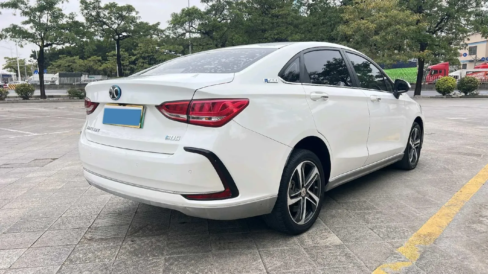 2018 BeiJing Auto EU5 BEV 53.66KWH,autocango,china used car exporter,china ev exporter,chinese used car exporter,chinese used ev exporter