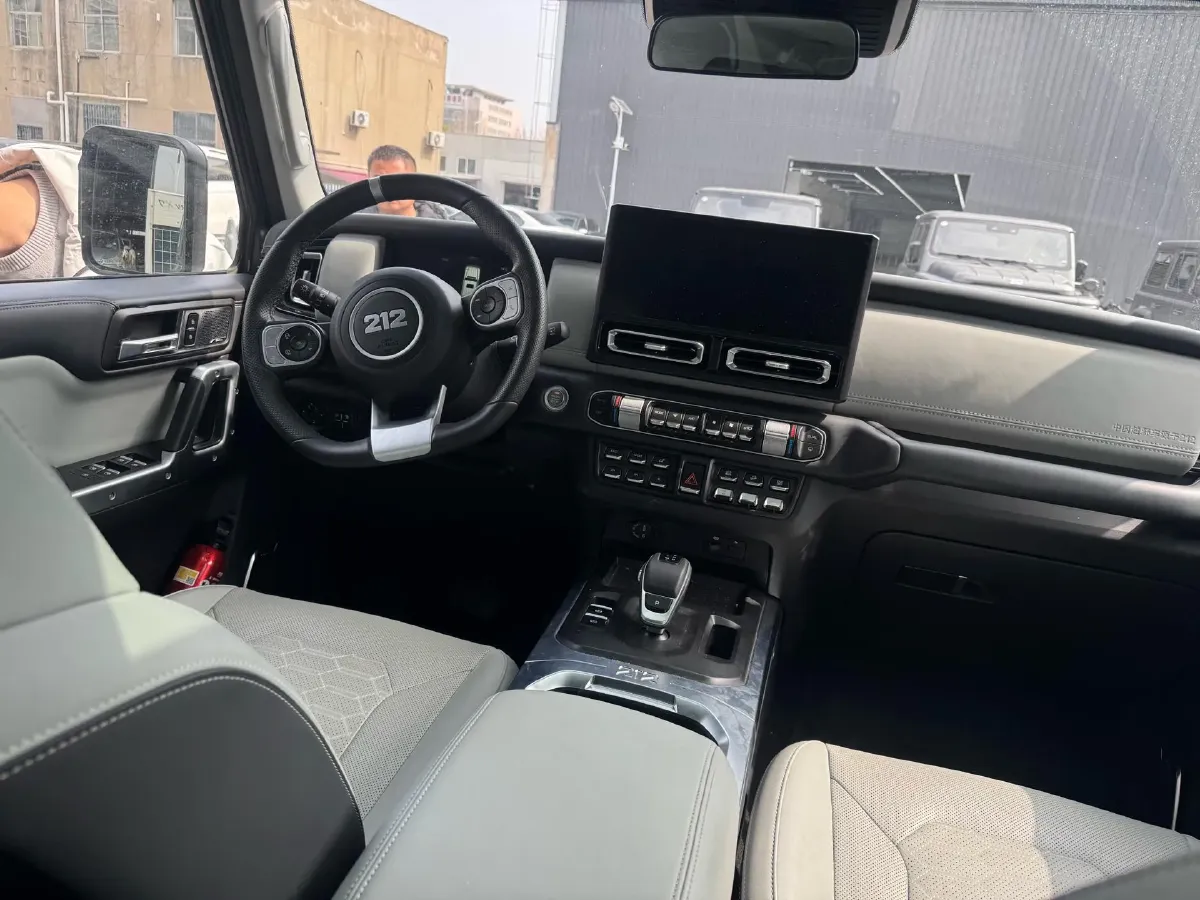 2024 212 212 T01 2.0T 252HP L4 8AT,autocango,china used car exporter,china ev exporter,chinese used car exporter,chinese used ev exporter