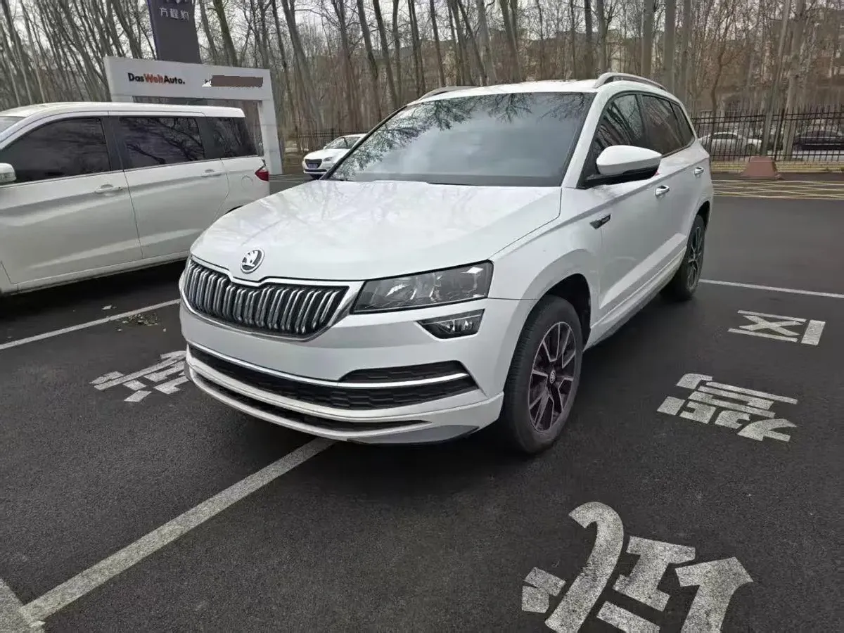 2022 Skoda Karoq 1.4T 150HP L4 7DCT,autocango,china used car exporter,china ev exporter,chinese used car exporter,chinese used ev exporter