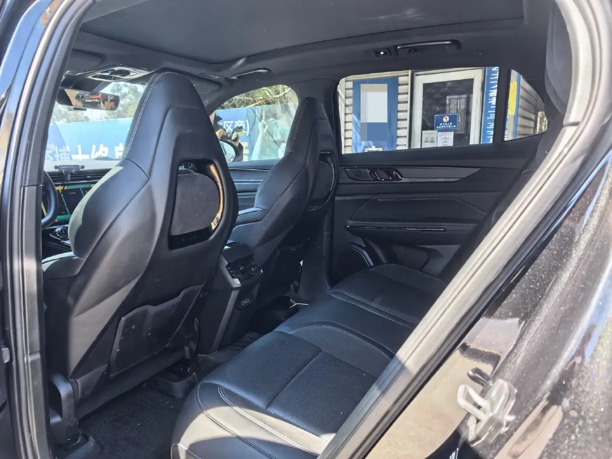 2021 LYNK&CO 01 2.0T 254HP L4 8AT,autocango,china used car exporter,china ev exporter,chinese used car exporter,chinese used ev exporter