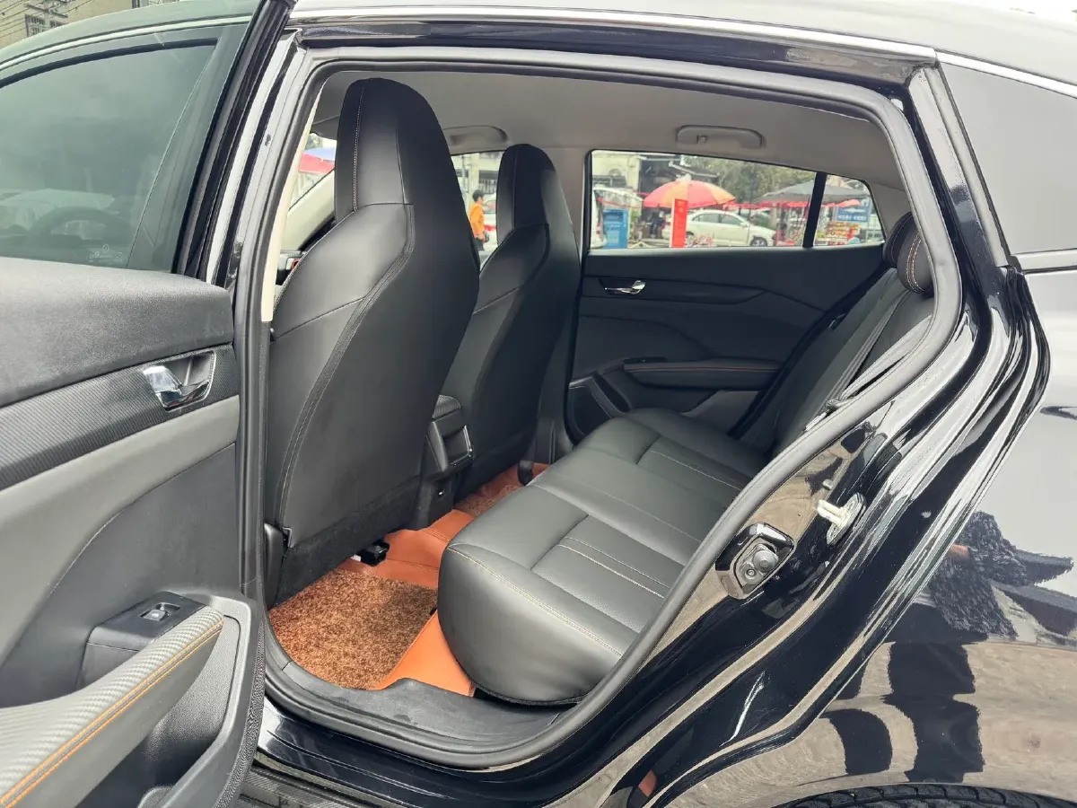 2024 DongFeng Aeolus YiXuan 1.5L 125HP L4 6DCT,autocango,china used car exporter,china ev exporter,chinese used car exporter,chinese used ev exporter