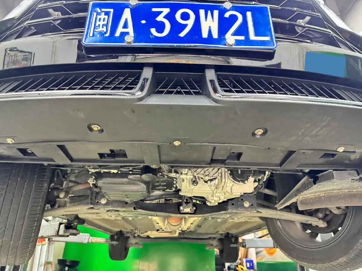 2024 DongFeng Aeolus YiXuan 1.5L 125HP L4 6DCT,autocango,china used car exporter,china ev exporter,chinese used car exporter,chinese used ev exporter