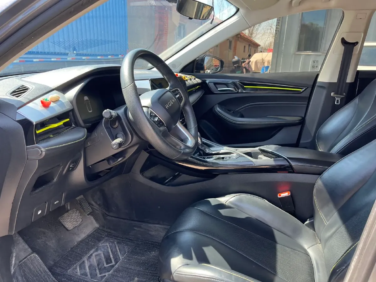 2021 Roewe i5 1.5L 120HP L4 CVT,autocango,china used car exporter,china ev exporter,chinese used car exporter,chinese used ev exporter