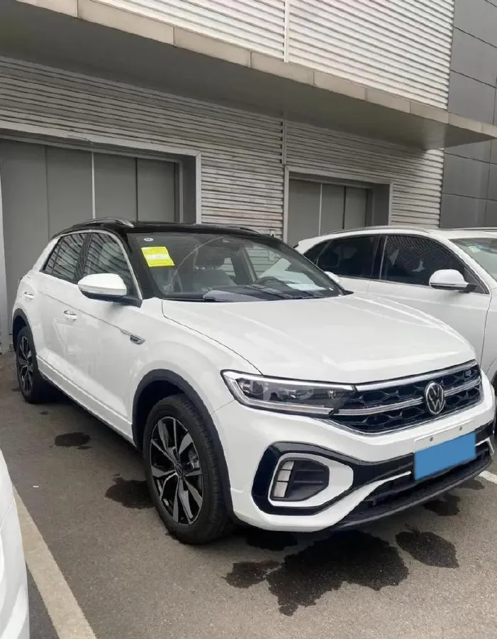 2022 Volkswagen T-Roc 1.4T 150HP L4 7DCT,autocango,china used car exporter,china ev exporter,chinese used car exporter,chinese used ev exporter