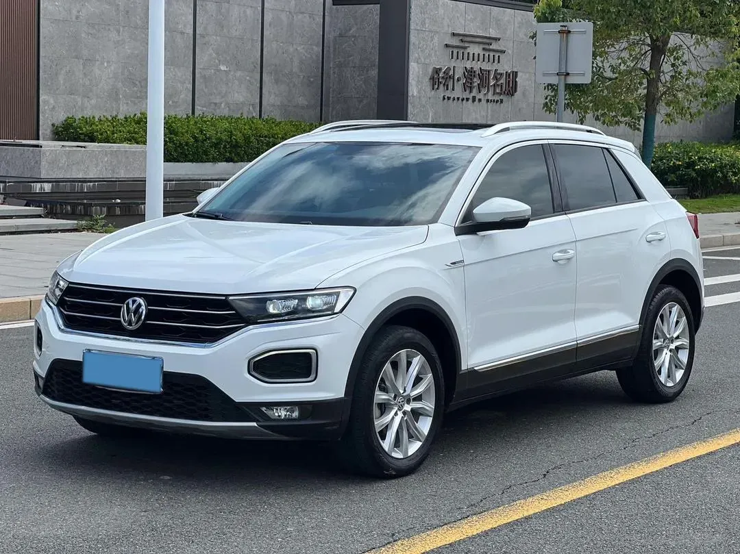 2022 Volkswagen T-Roc 1.4T 150HP L4 7DCT,autocango,china used car exporter,china ev exporter,chinese used car exporter,chinese used ev exporter