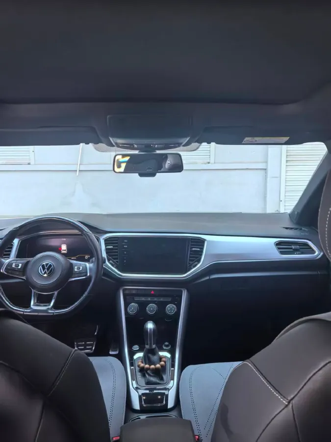 2021 Volkswagen T-Roc 1.4T 150HP L4 7DCT,autocango,china used car exporter,china ev exporter,chinese used car exporter,chinese used ev exporter