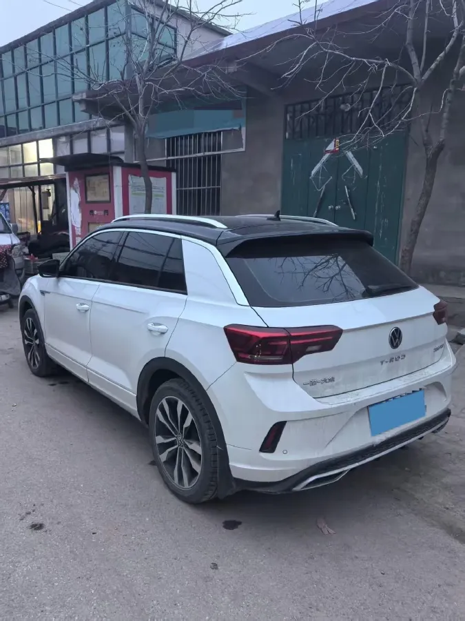 2021 Volkswagen T-Roc 1.4T 150HP L4 7DCT,autocango,china used car exporter,china ev exporter,chinese used car exporter,chinese used ev exporter